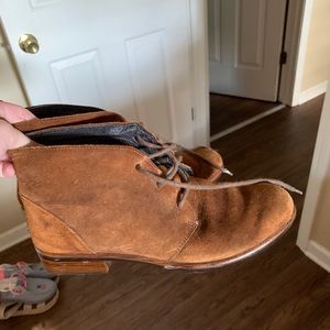 A bunch of closet purge 🙄